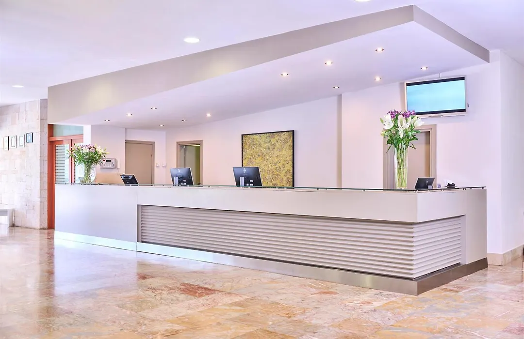 Hotel Aurora Plava Laguna-1